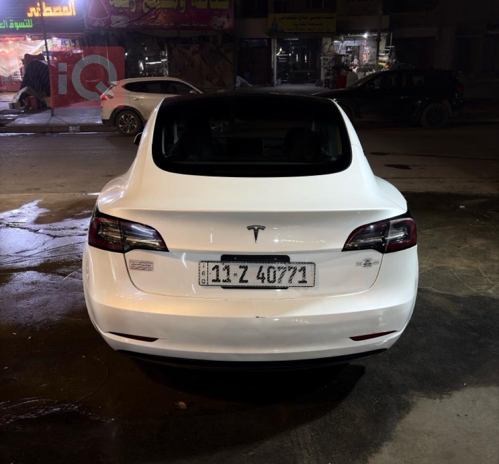 تێسلا مۆدێل 3